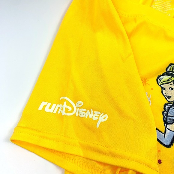 runDisney Disney Princess 2020 Half Marathon 13.1 Miles Womens V Neck L Cinderel - Picture 4 of 11
